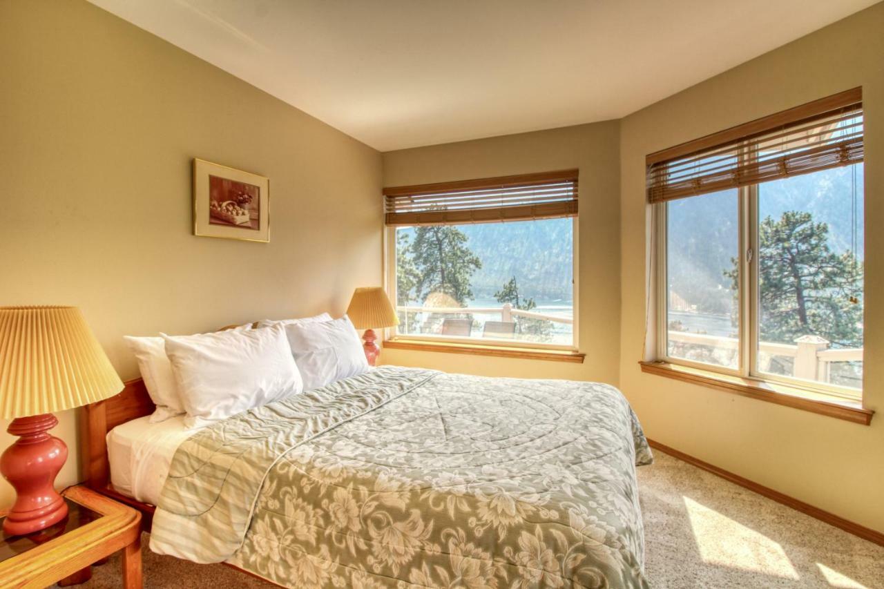 The Hawks Nest Villa Manson Екстериор снимка